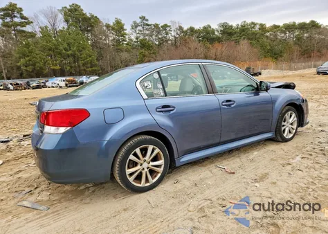 2013 Subaru Legacy 2.5I Premium z USA, uszkodzony, nr VIN 4S3BMBC60D3043301
